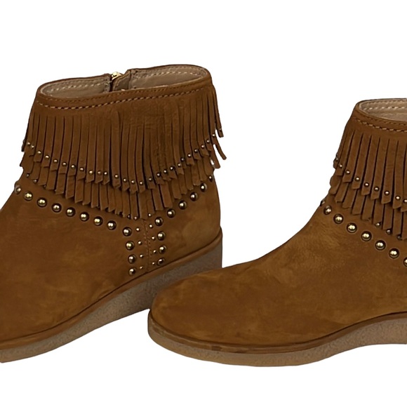UGGS Ariane Chestnut Nubuck Studded, Fringe, Western Ankle Booties 7 - Picture 4 of 16